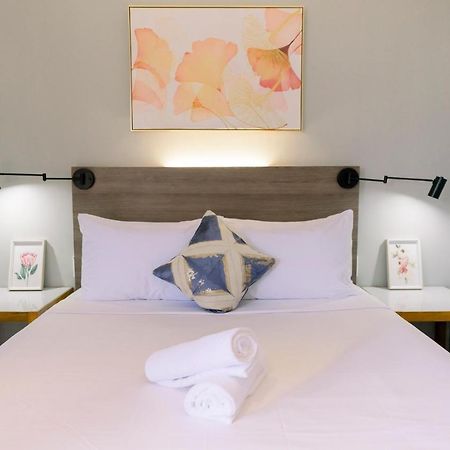 Madonna Hometel And Suites New Pandan Panabo Экстерьер фото
