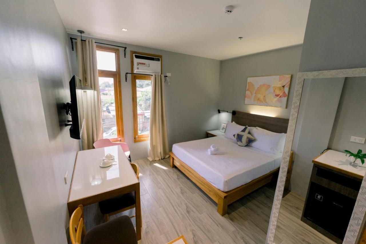 Madonna Hometel And Suites New Pandan Panabo Экстерьер фото