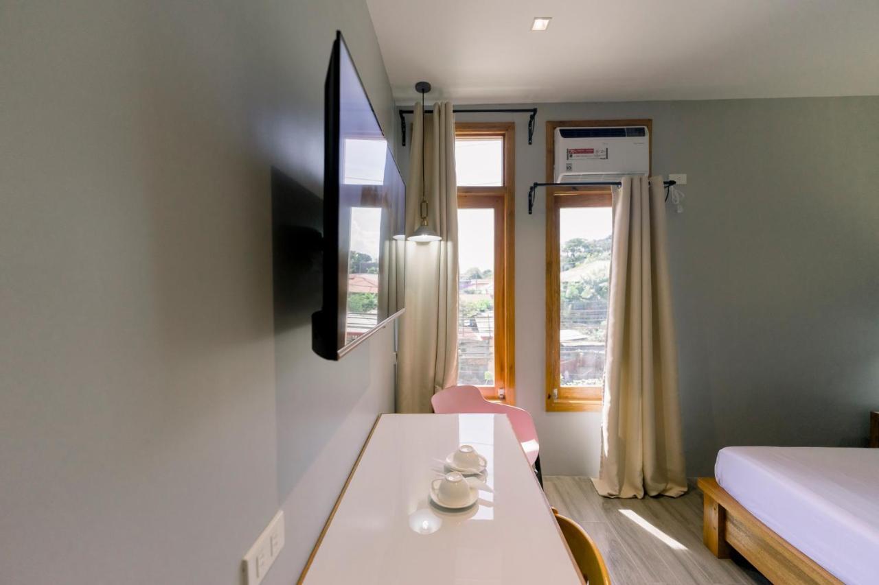 Madonna Hometel And Suites New Pandan Panabo Экстерьер фото